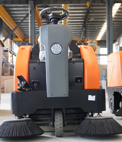 榮事達(dá)電動掃地機 榮事達(dá)電動掃地機.jpg