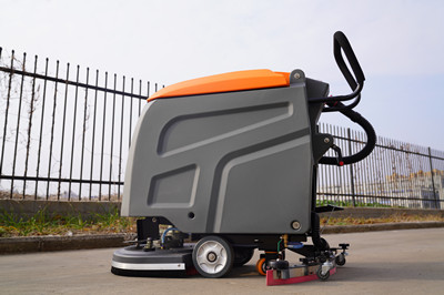 手推式洗地機在充電時需要注意些什么? 手推式洗地機在充電時需要注意些什么?.jpg