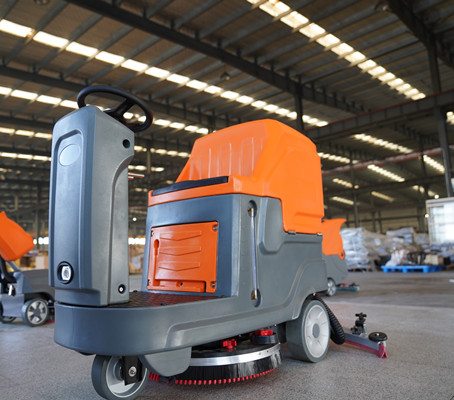 全自動(dòng)洗地車(chē)配件更換小常識(shí) 全自動(dòng)洗地車(chē)配件更換小常識(shí).jpg